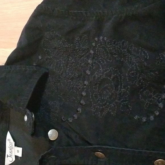 Jessica long sleeve black embroidered corduroy button down shirt size 10 EUC - Picture 8 of 12